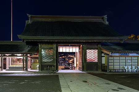 諏訪神社の夜景