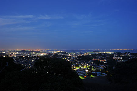 鷹取山　展望台の夜景