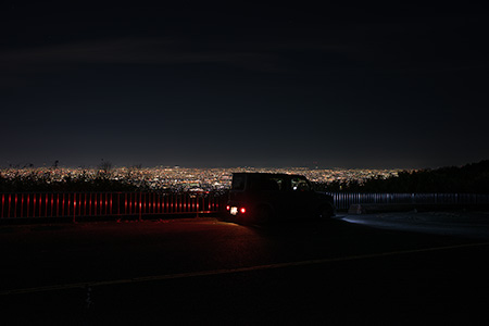 立石越え　信貴生駒スカイラインの夜景