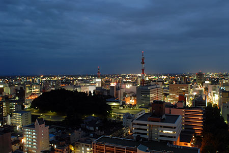 栃木県庁　展望ロビーの夜景